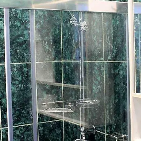 Luxury Center - Railways Station Hotel 4*